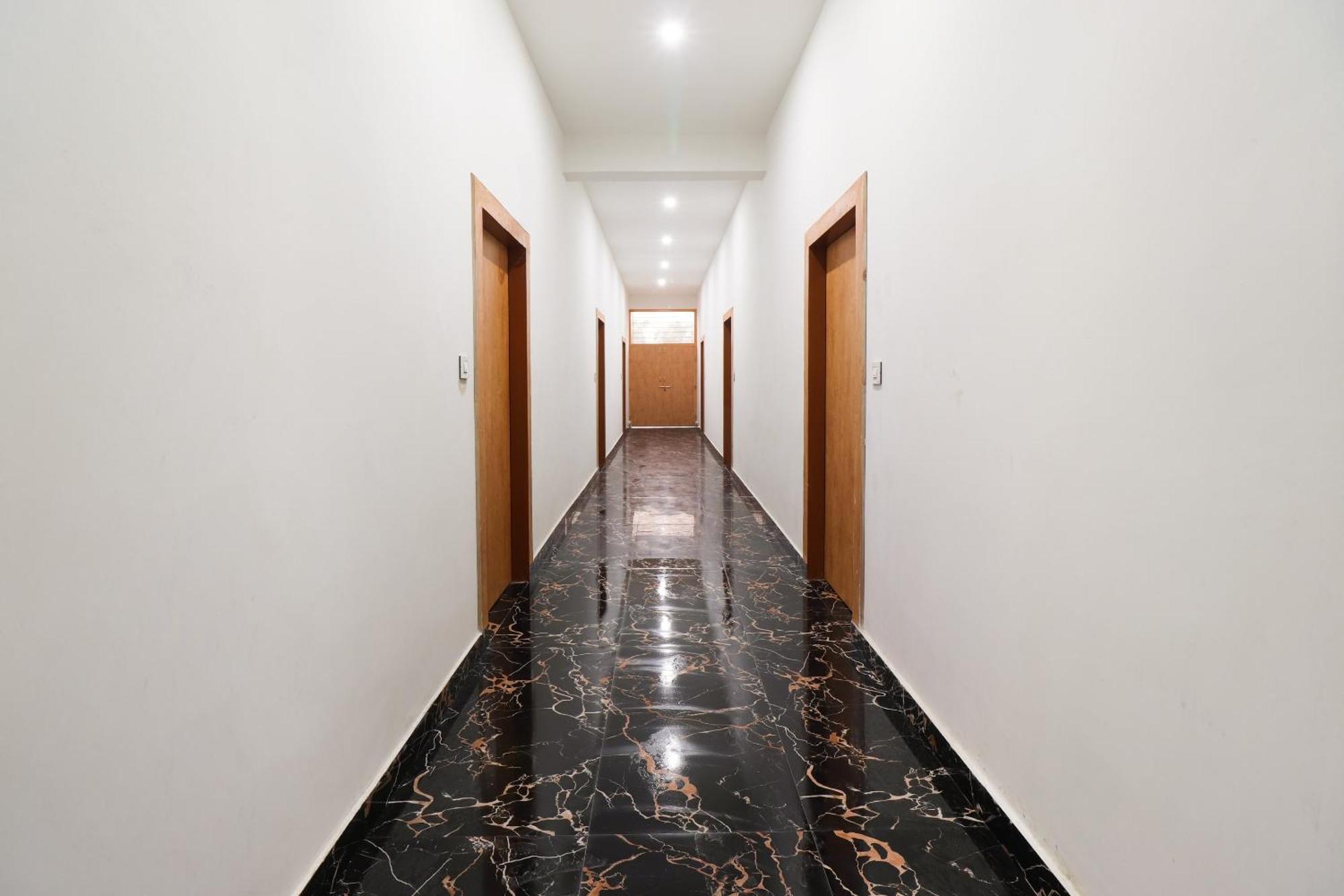 Tājganj Hotel O Taj Royal מראה חיצוני תמונה