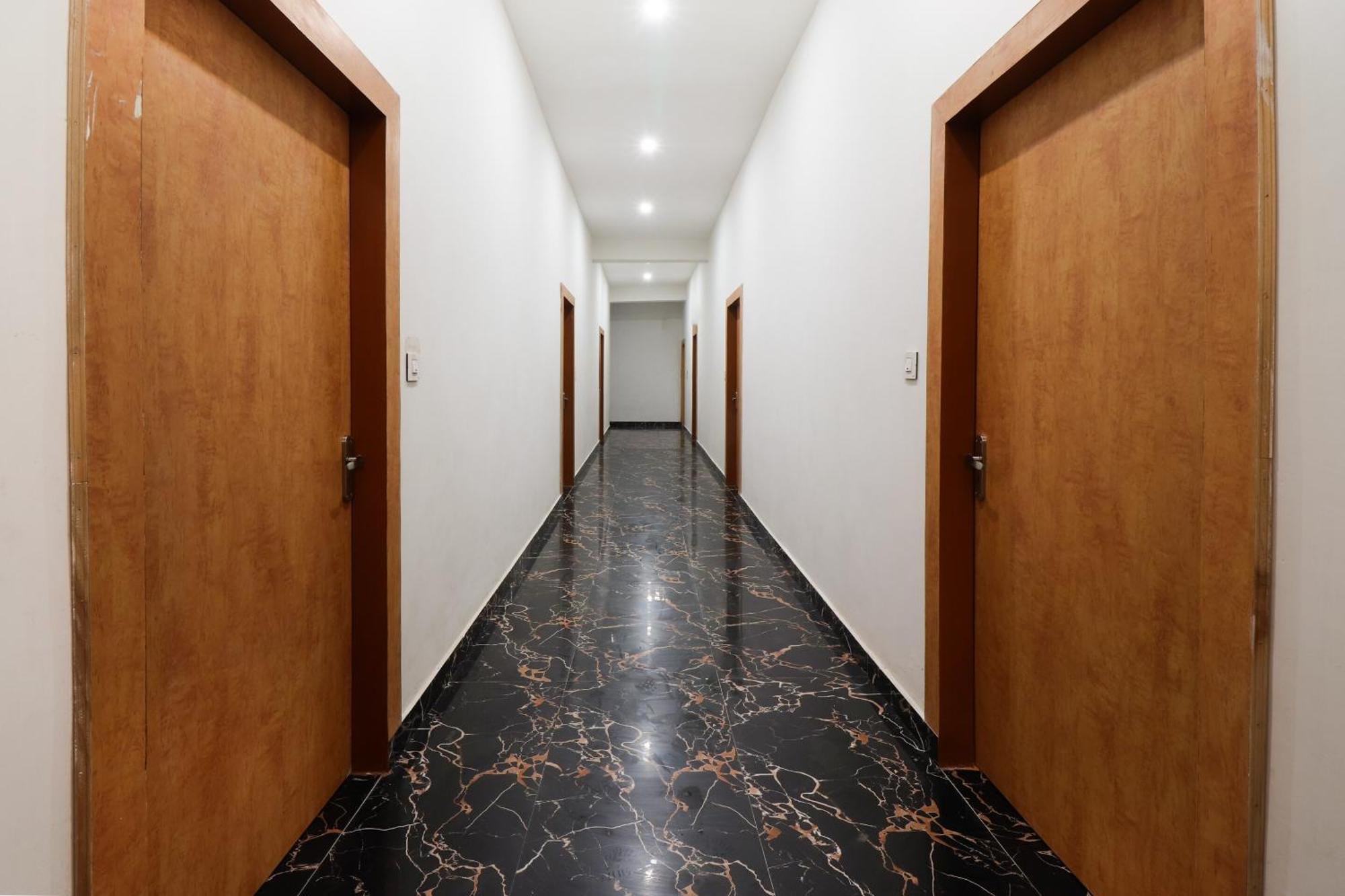 Tājganj Hotel O Taj Royal מראה חיצוני תמונה
